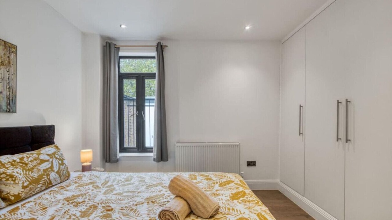 Photo of Bedroom in Southfields