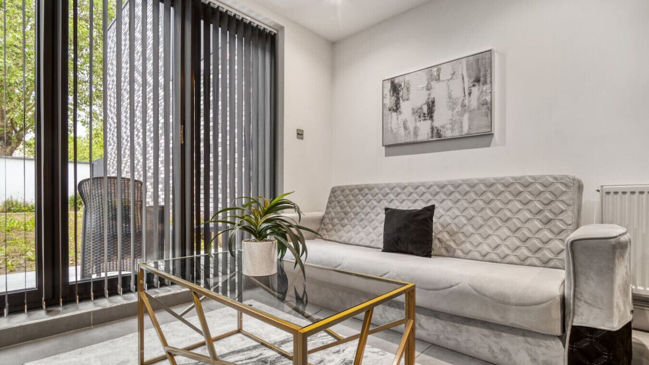 Photo of Livingroom in Southfields