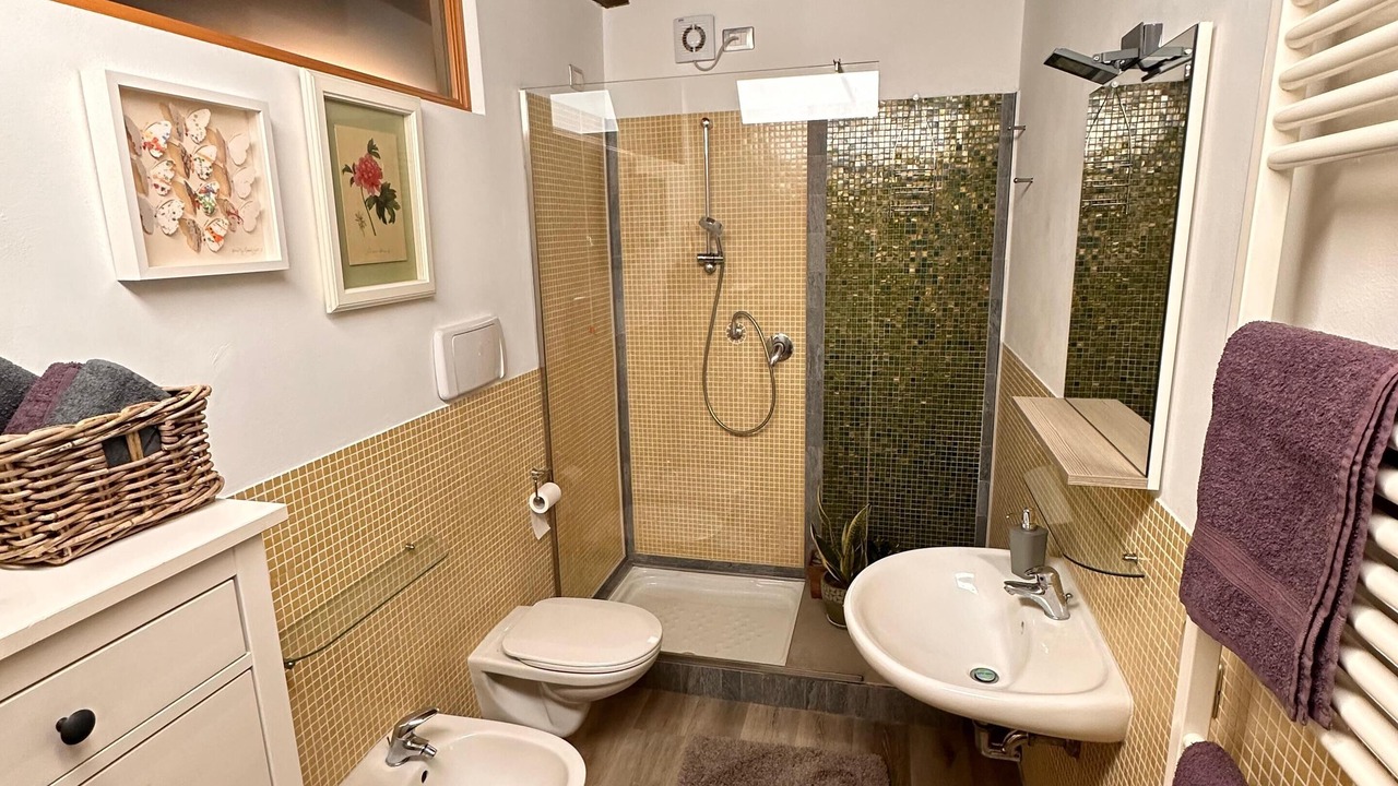 Photo of Bathroom in Gaino