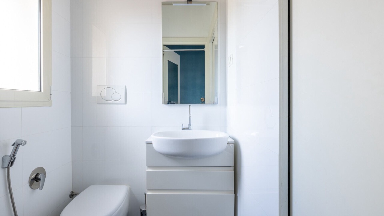 Photo of Bathroom in Esquilino