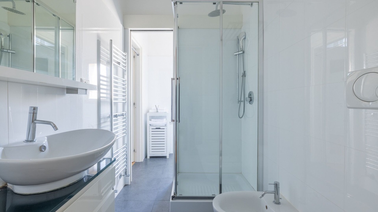 Photo of Bathroom in Esquilino