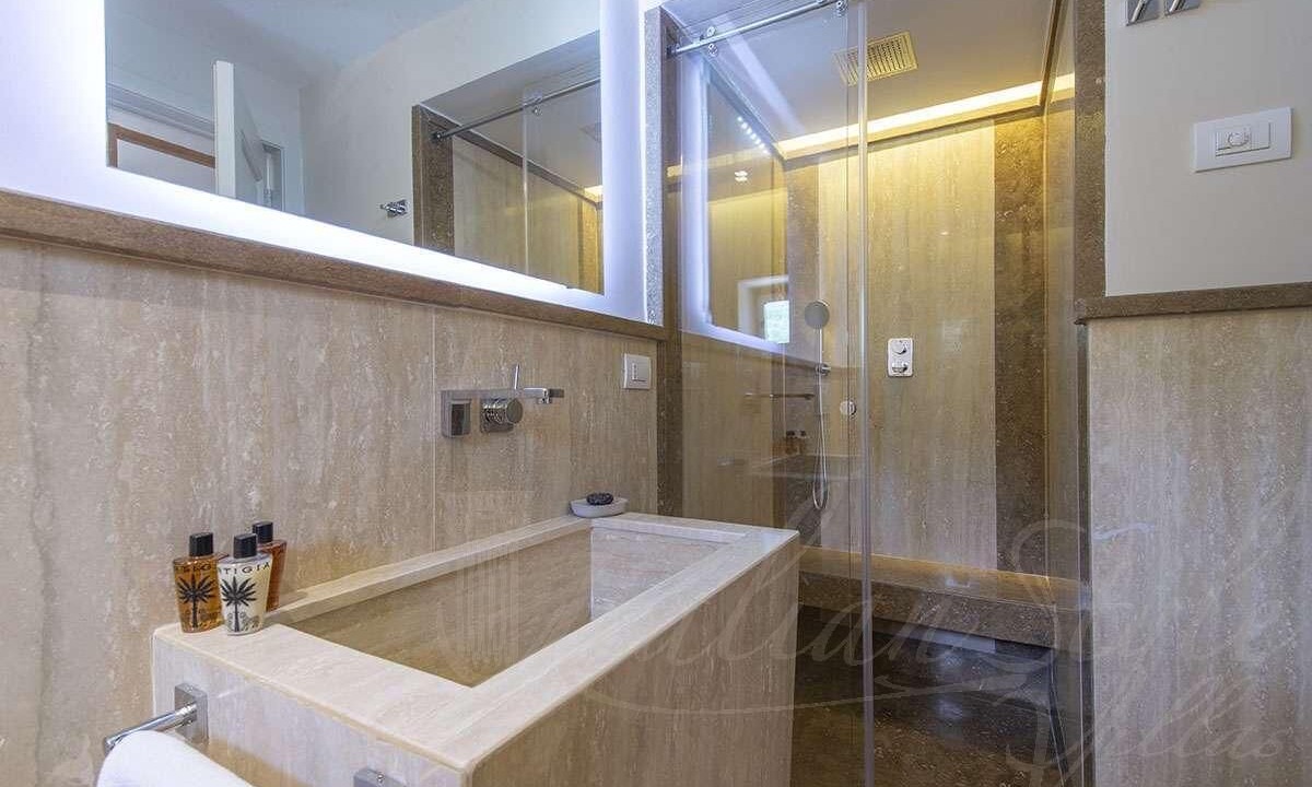 Photo of Bathroom in Panzano in Chianti