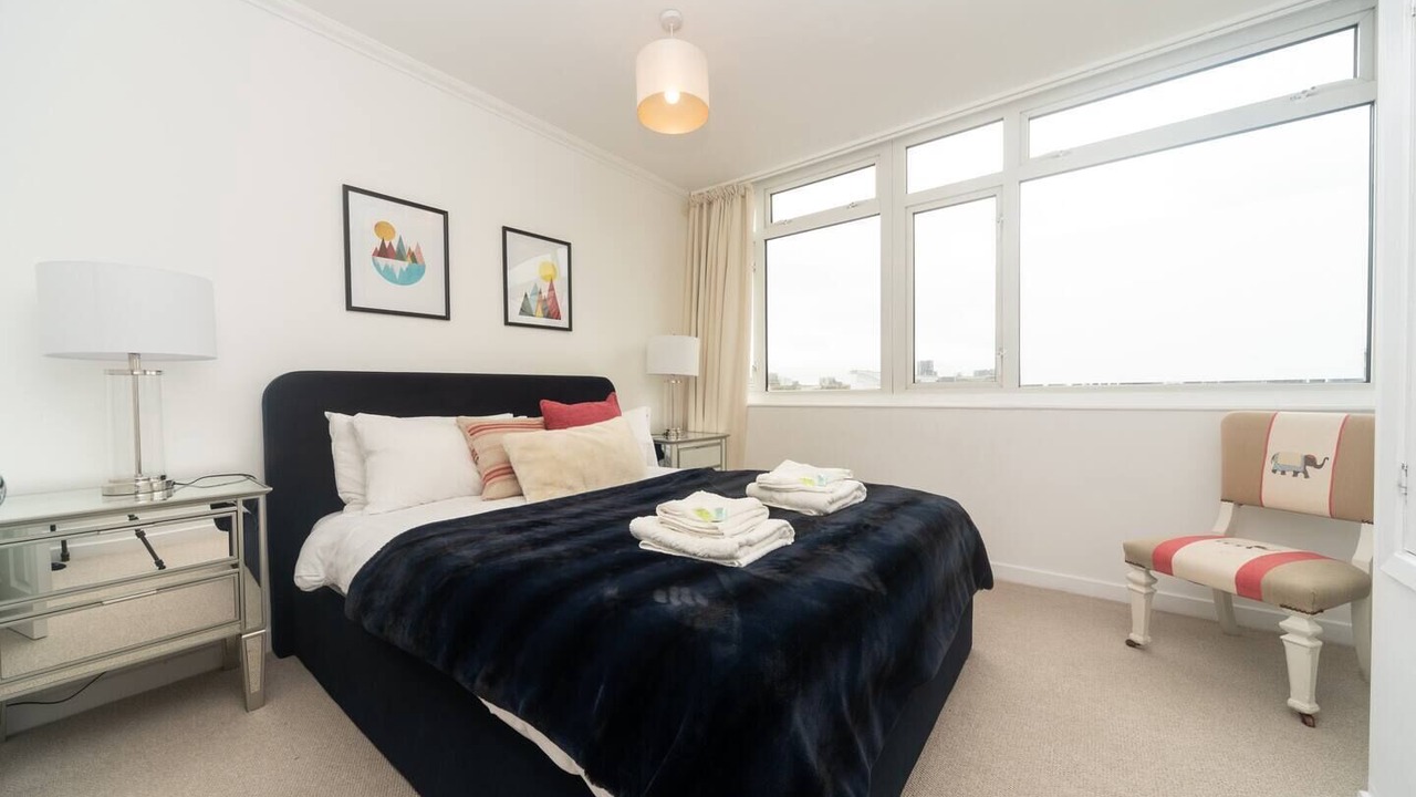 Photo of Bedroom in Sands End