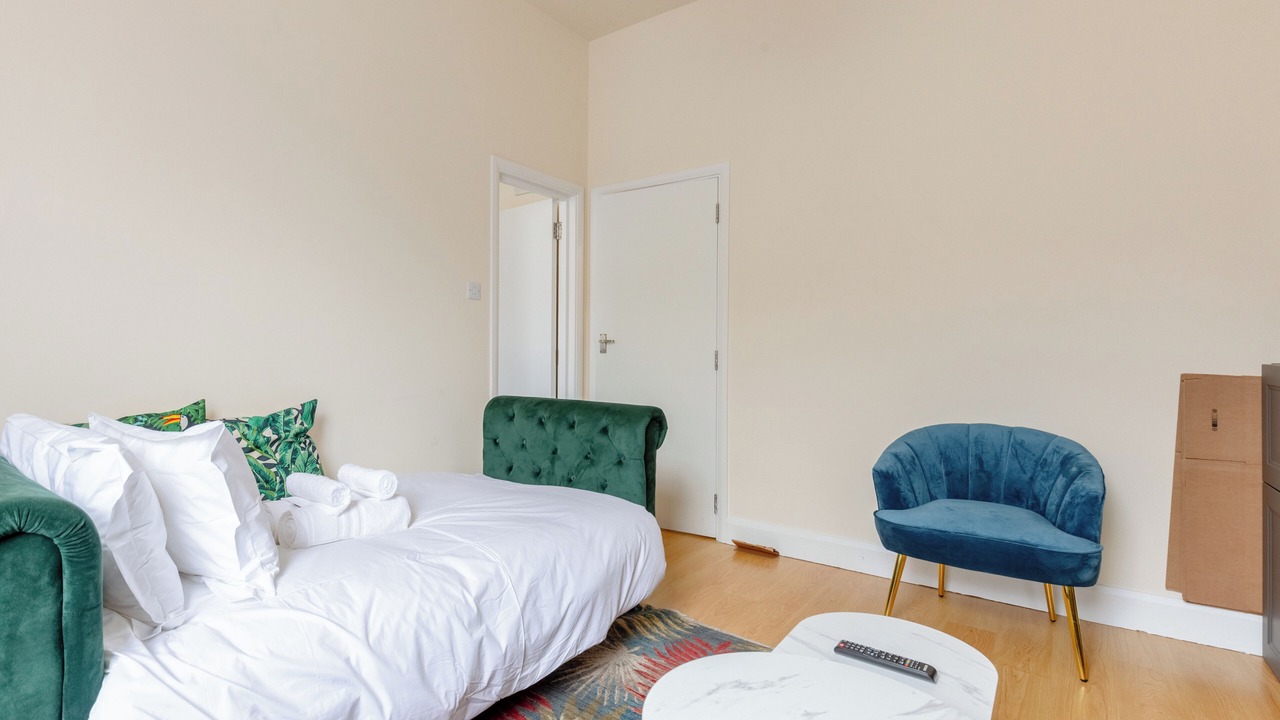 Photo of Bedroom in Stroud Green