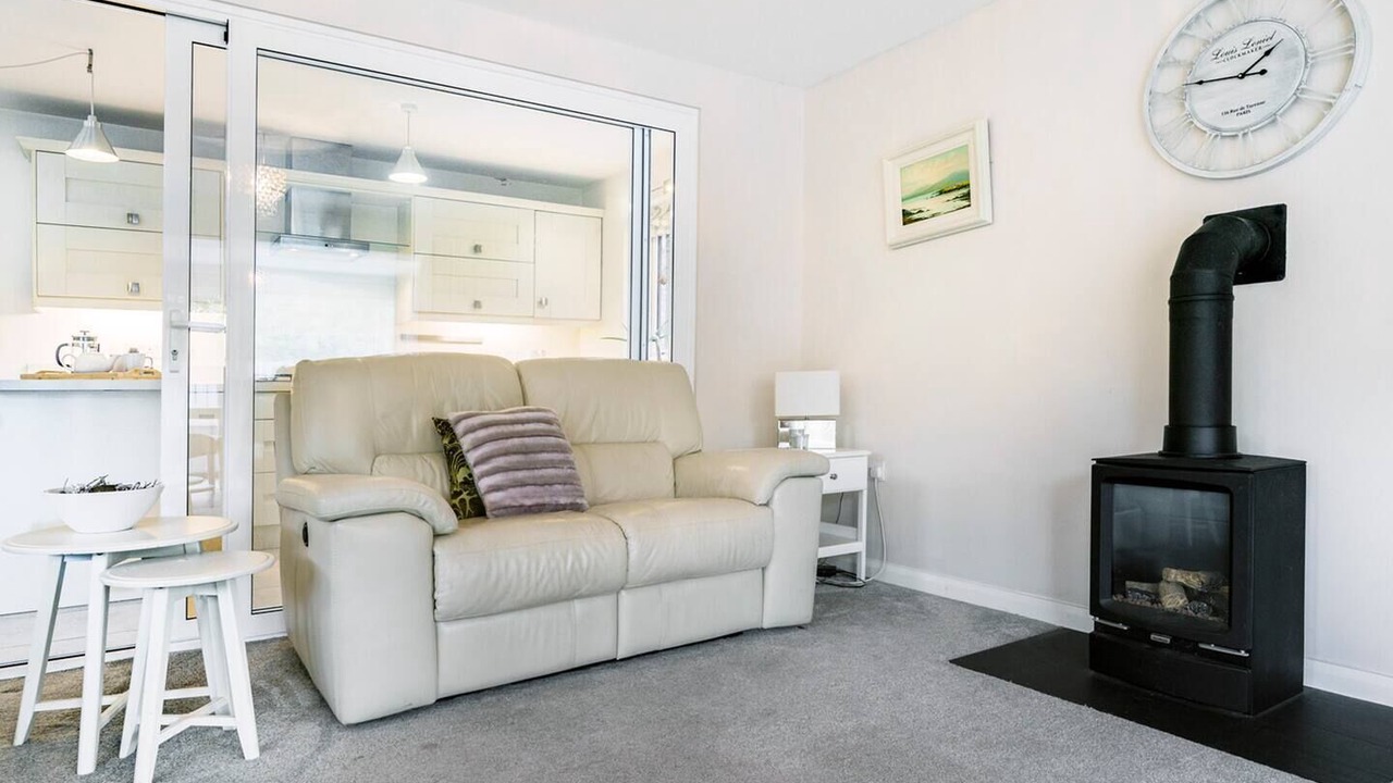 Photo of Livingroom in Holywood