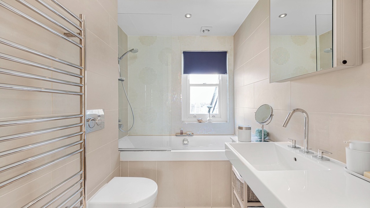 Photo of Bathroom in Holborn and Covent Garden