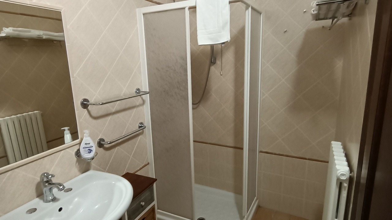 Photo of Bathroom in Limiti