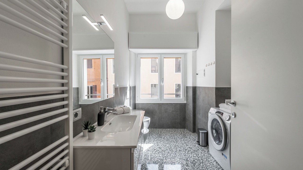 Photo of Bathroom in Old Town