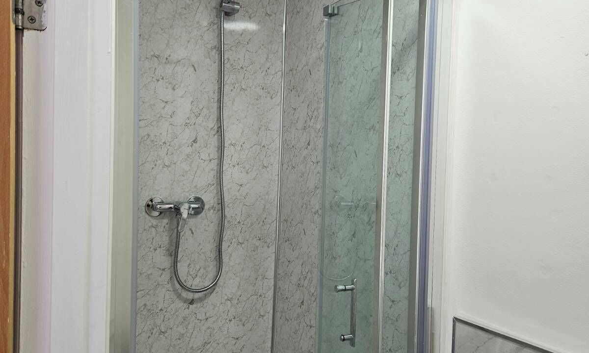 Photo of Bathroom in Londonderry