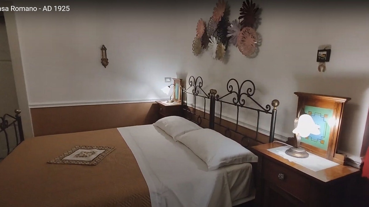 Photo of Bedroom in Patti