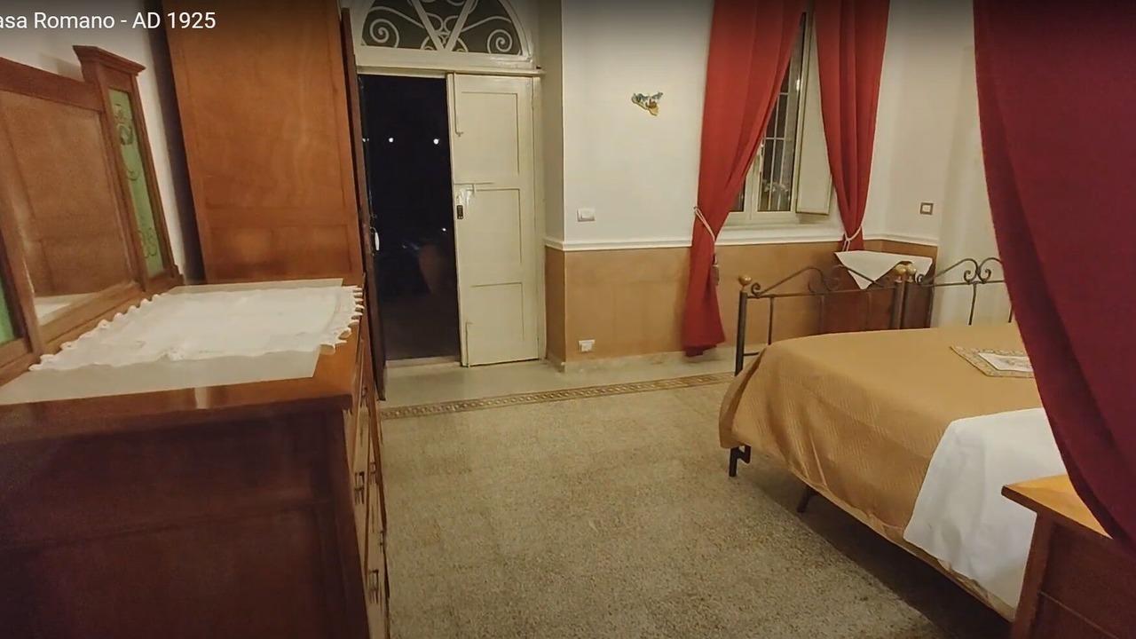 Photo of Bedroom in Patti