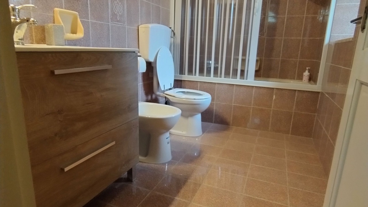 Photo of Bathroom in Patti