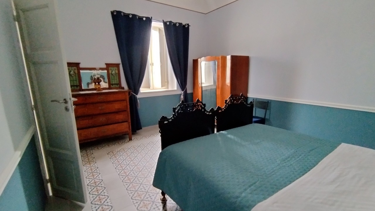 Photo of Bedroom in Patti