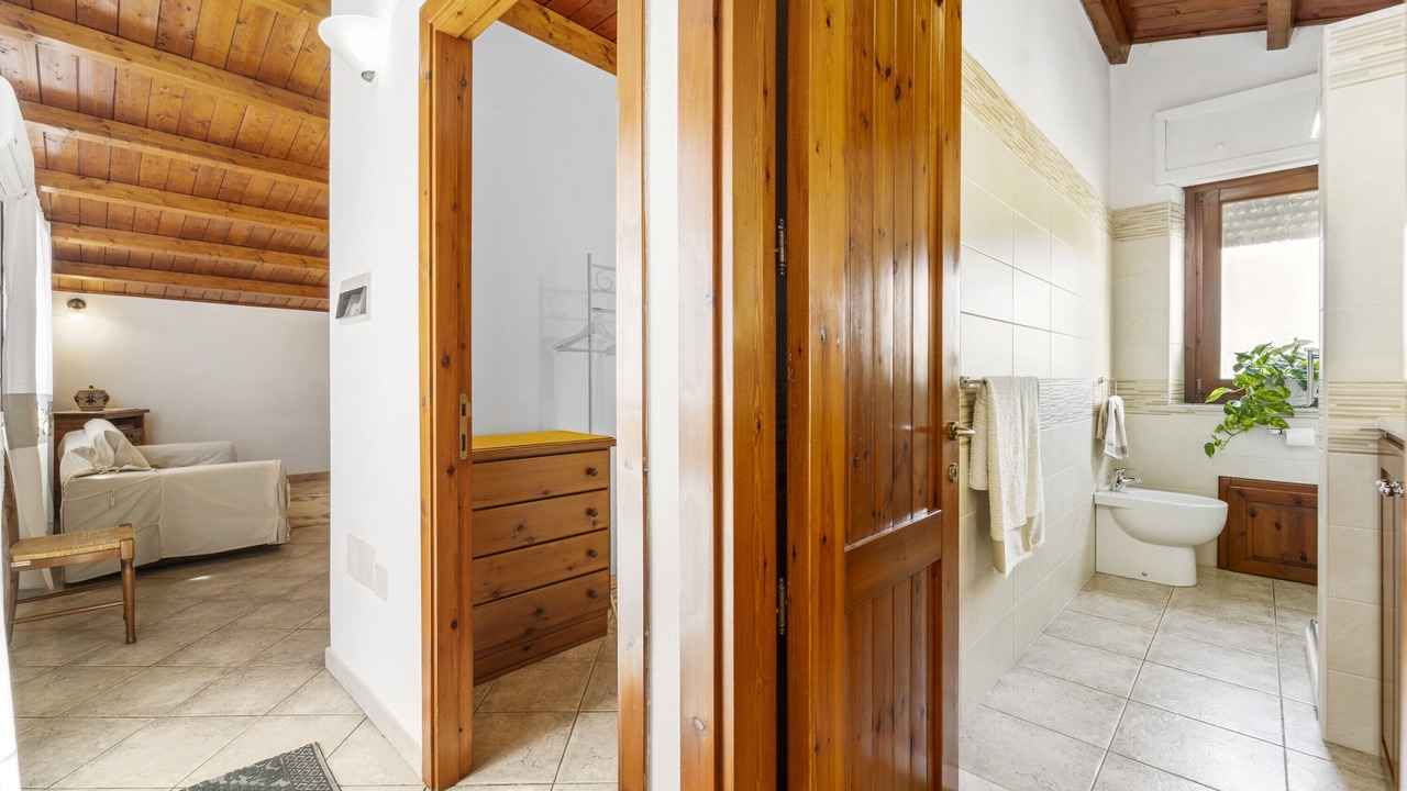 Photo of Bathroom in Arbus
