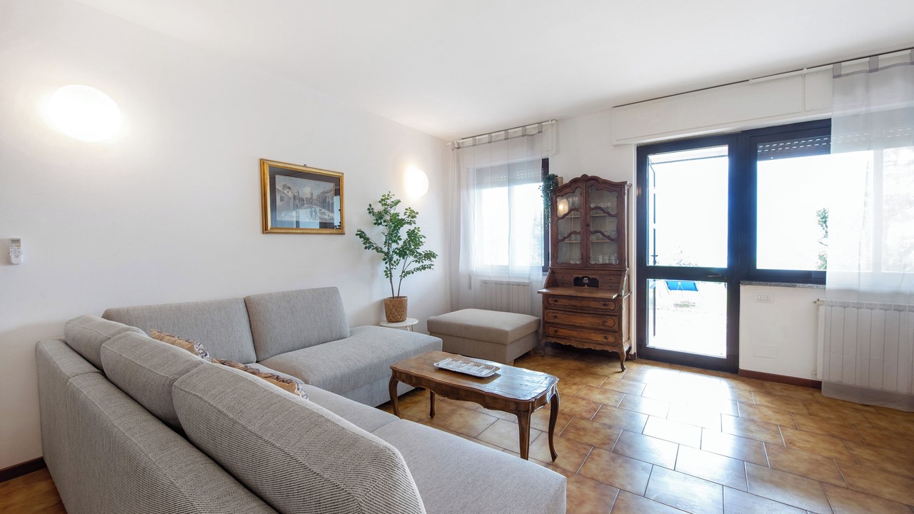 Photo of Livingroom in Portese