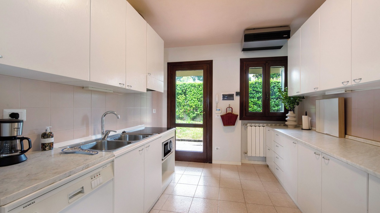 Photo of Kitchen in Portese