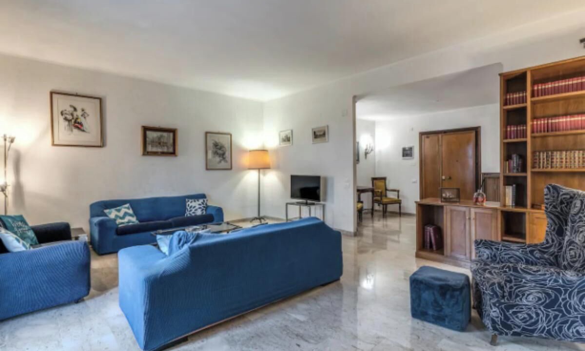 Photo of Livingroom in Quartiere XIII Aurelio