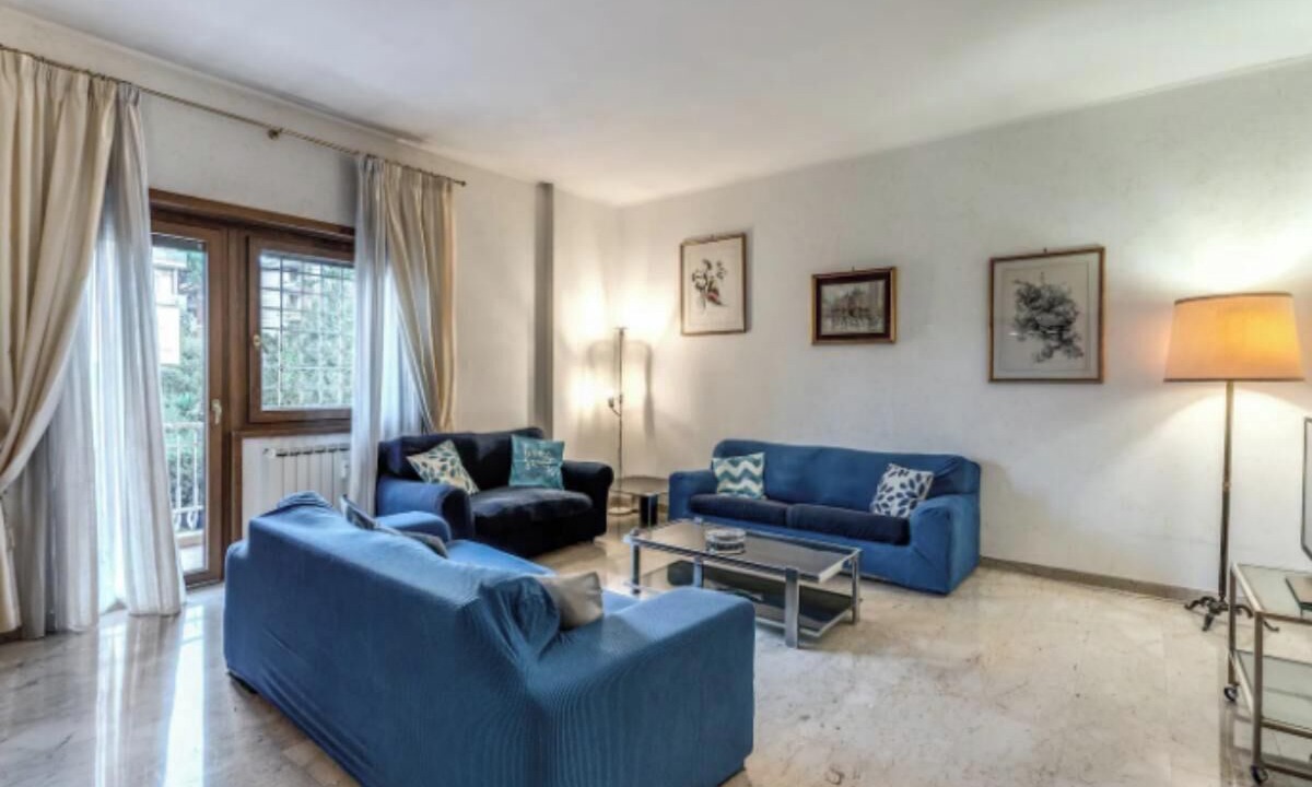 Photo of Livingroom in Quartiere XIII Aurelio