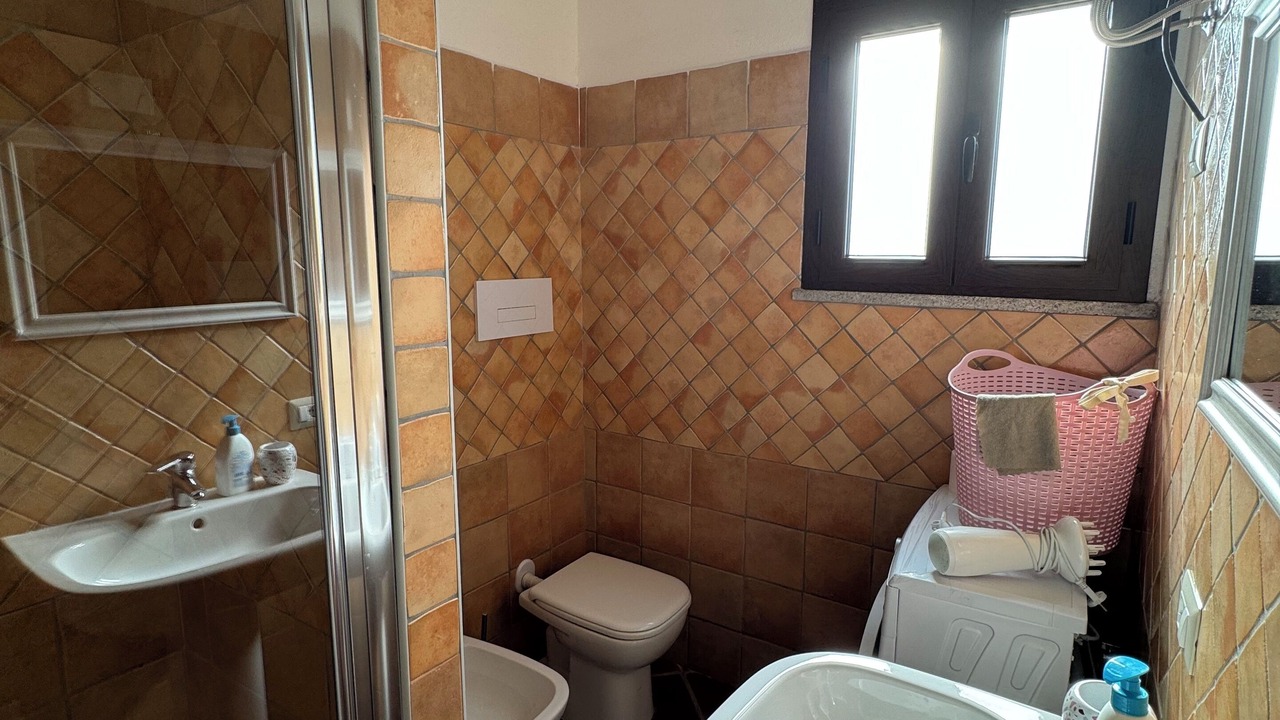 Photo of Bathroom in Tiriddo