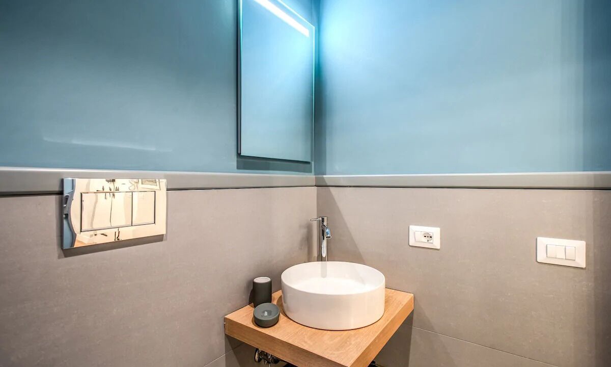 Photo of Bathroom in Rione III Colonna