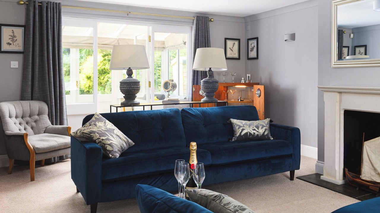 Photo of Livingroom in Charlestown
