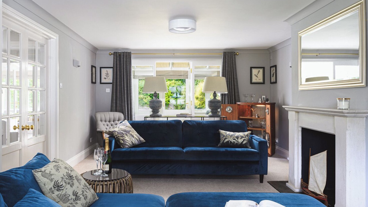 Photo of Livingroom in Charlestown