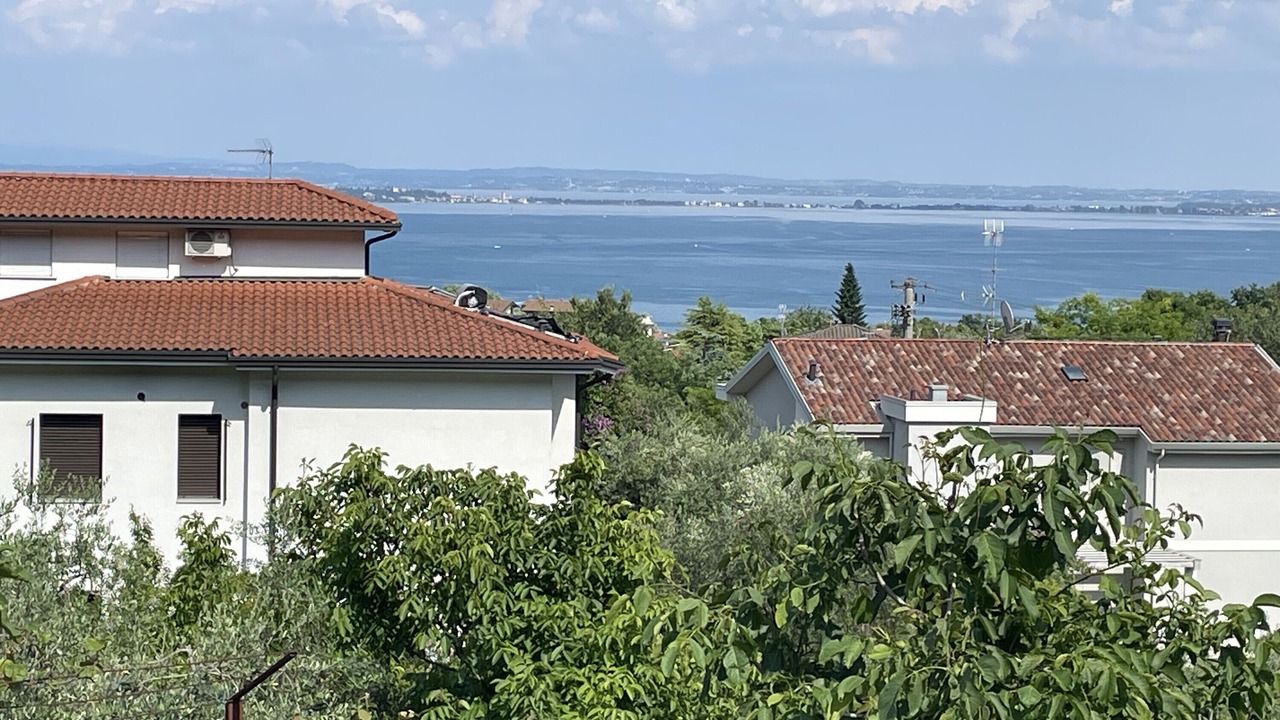 Photo of Others in Monte