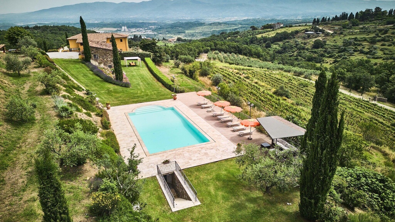 Photo of Outdoor in Neri