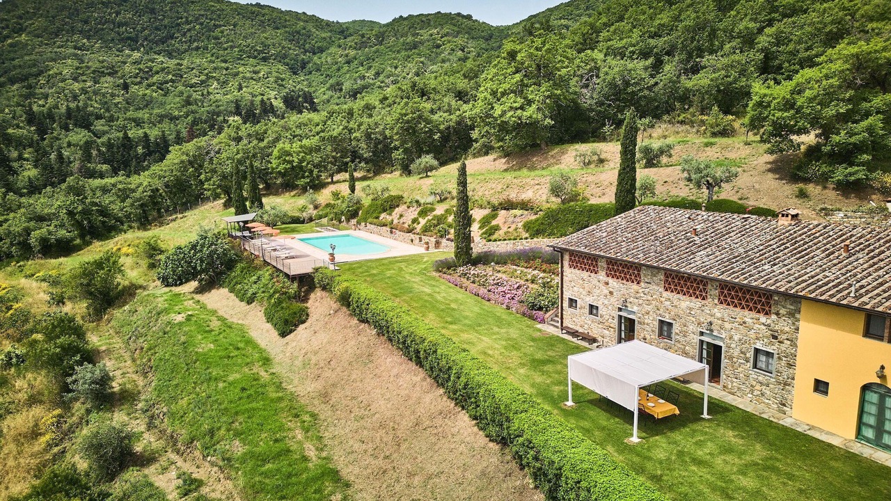 Photo of Outdoor in Neri