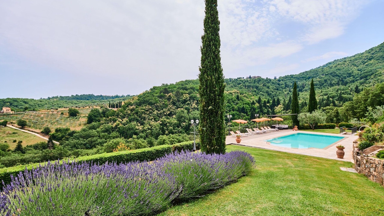 Photo of Outdoor in Neri