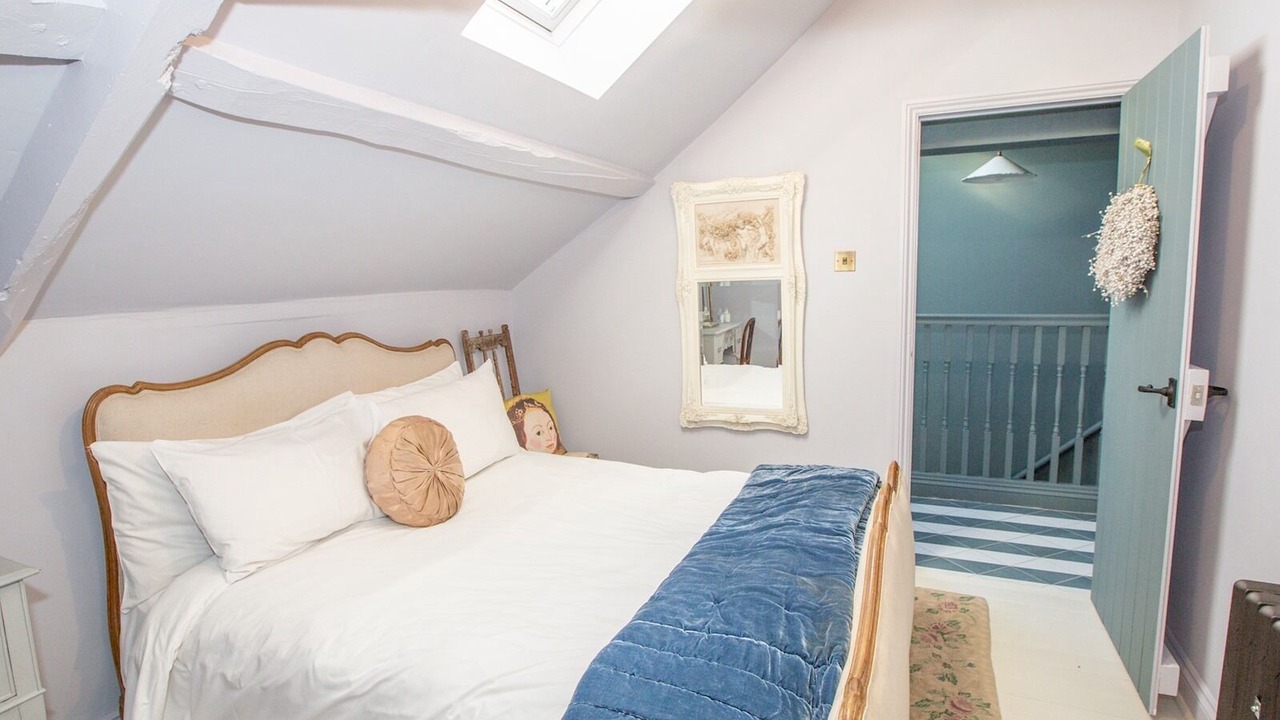 Photo of Bedroom in Deddington