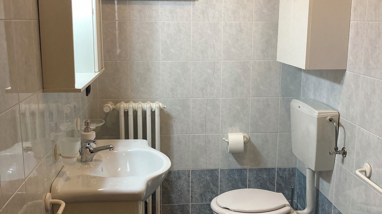 Photo of Bathroom in Canelli