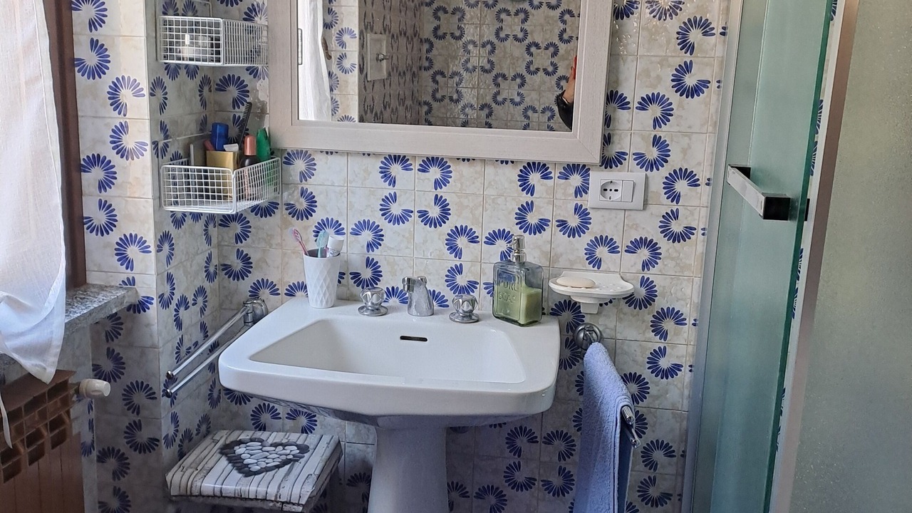 Photo of Bathroom in Casasco d'Intelvi