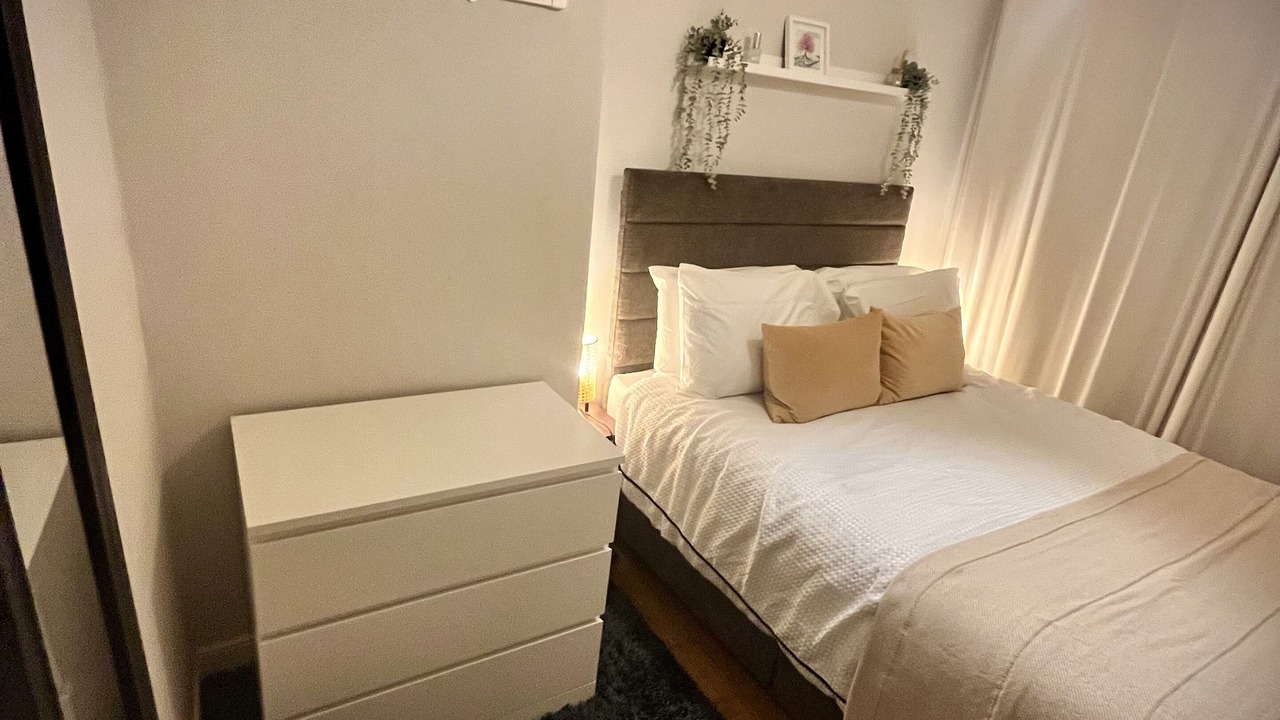 Photo of Bedroom in Queens Quarter