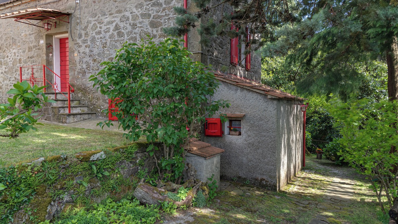 Photo of Outdoor in Saturnana