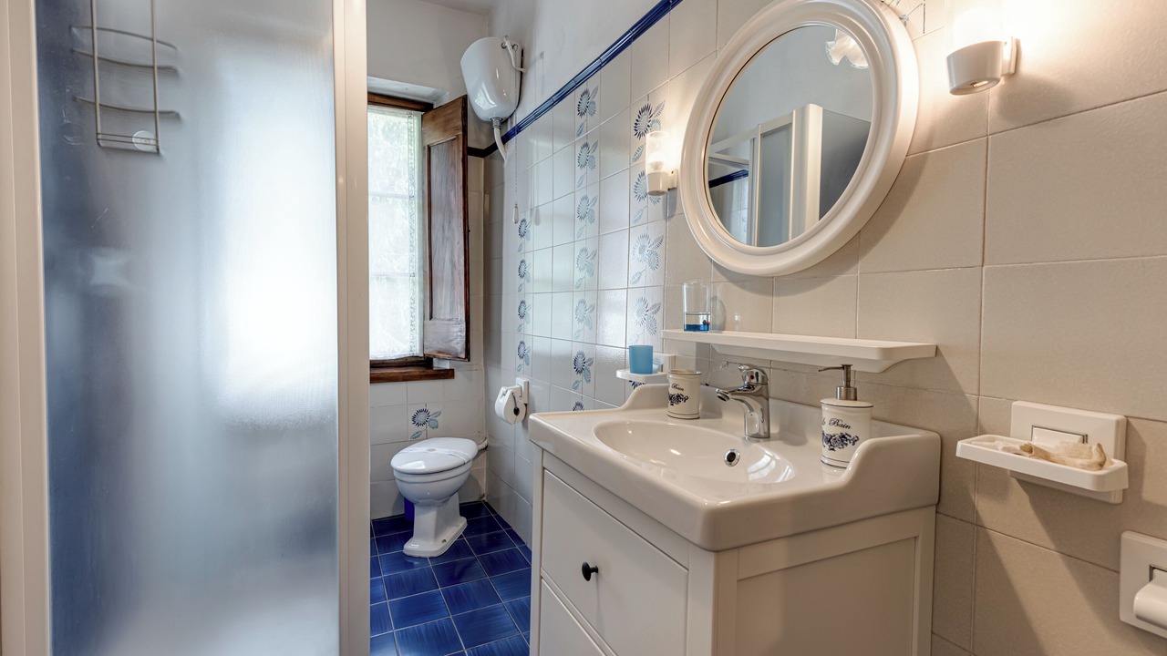 Photo of Bathroom in Saturnana