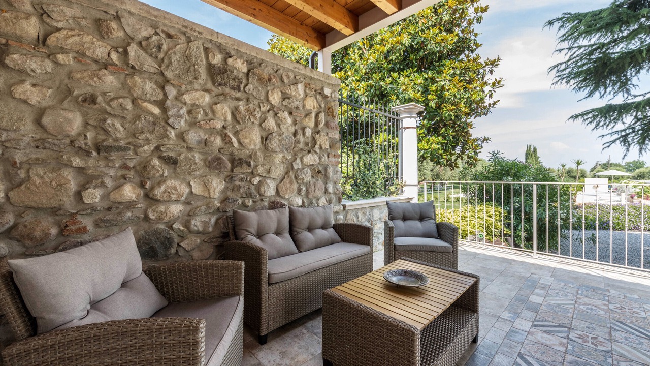 Photo of Patio Balcony in Soiano del Lago