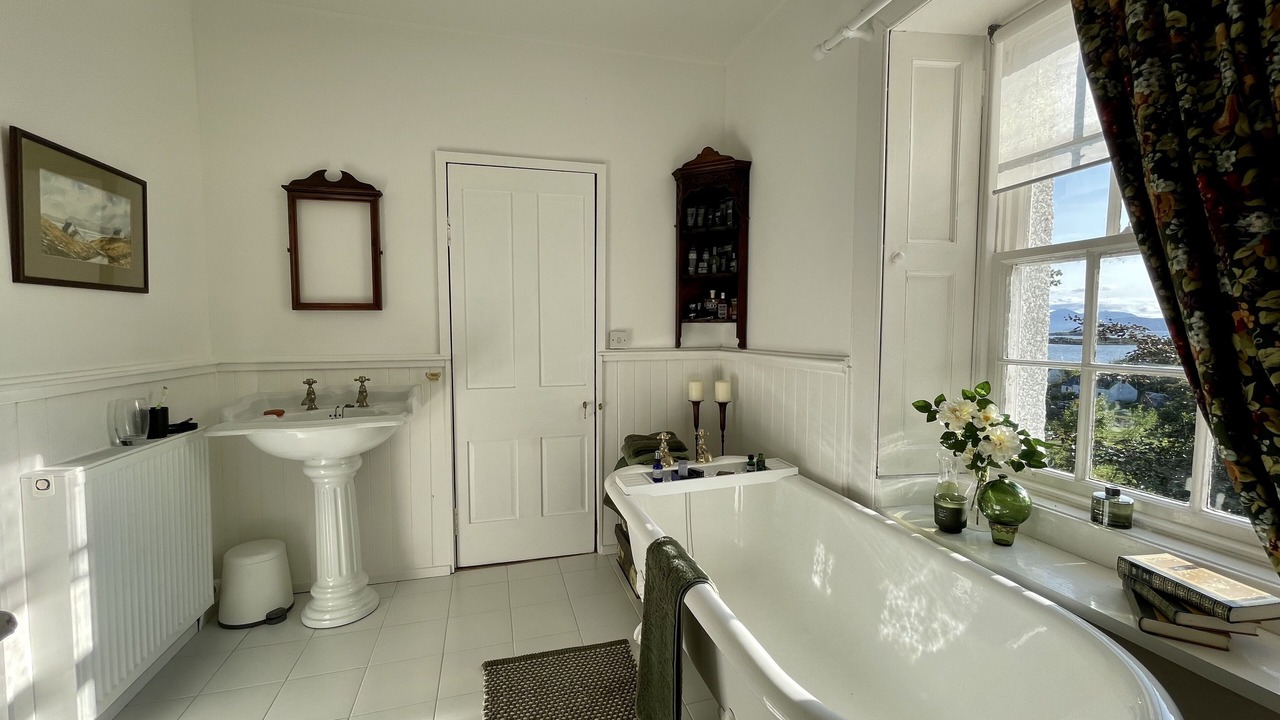 Photo of Bathroom in Breakish