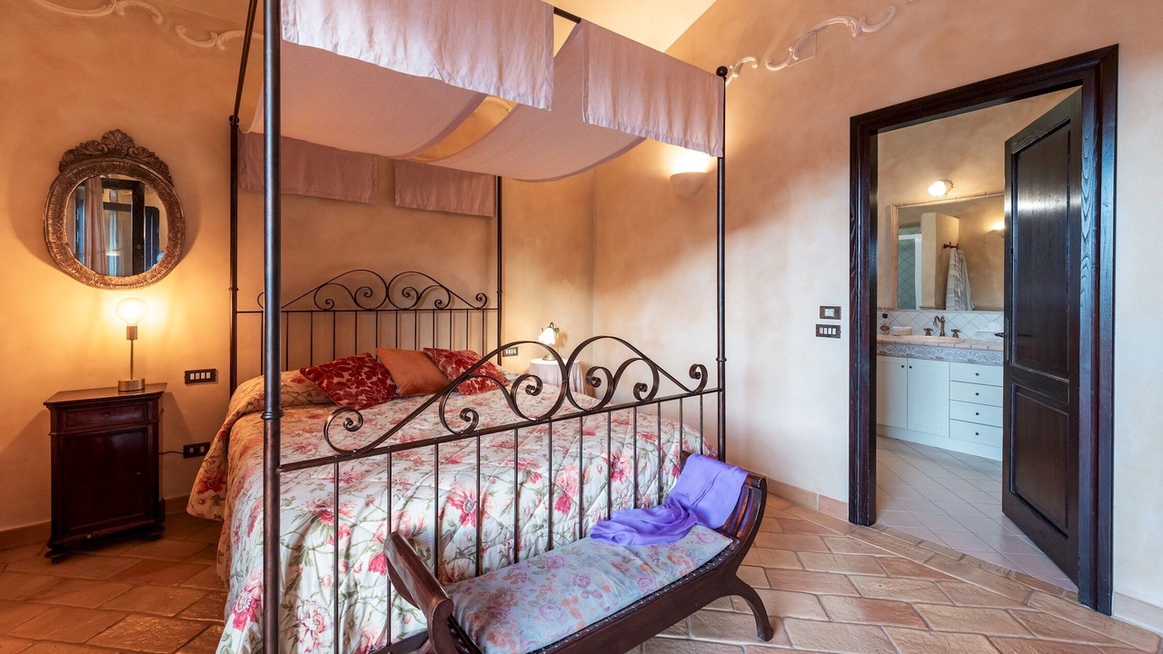 Photo of Bedroom in Civitanova Alta
