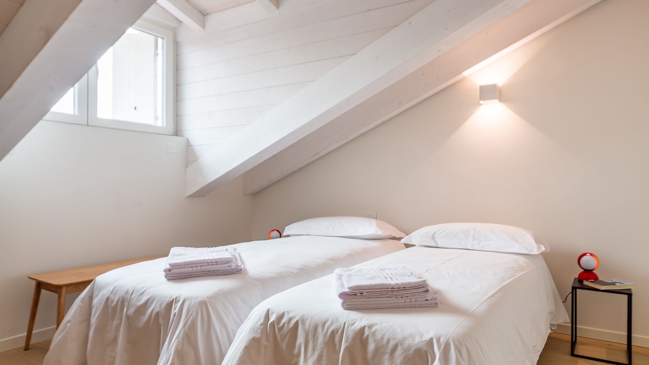 Photo of Bedroom in Chinatown