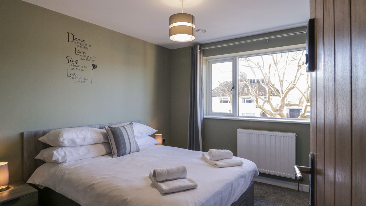 Photo of Bedroom in Caversham