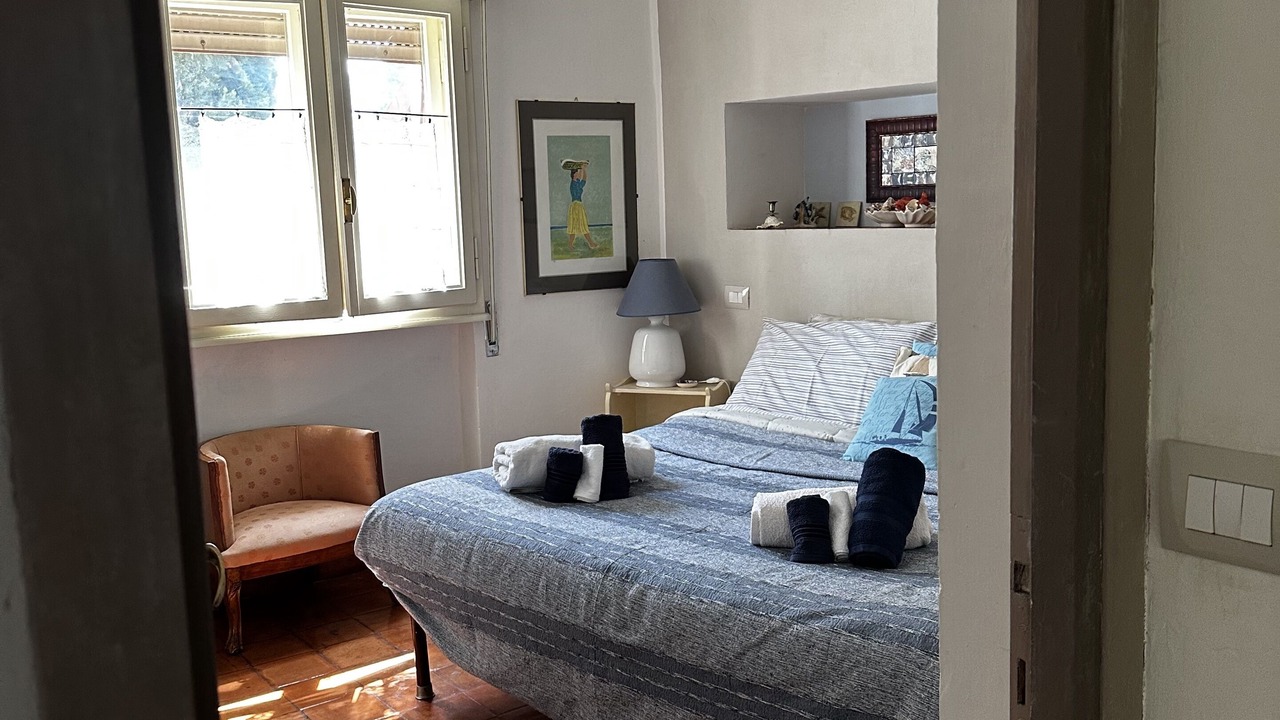 Photo of Bedroom in Piediluco