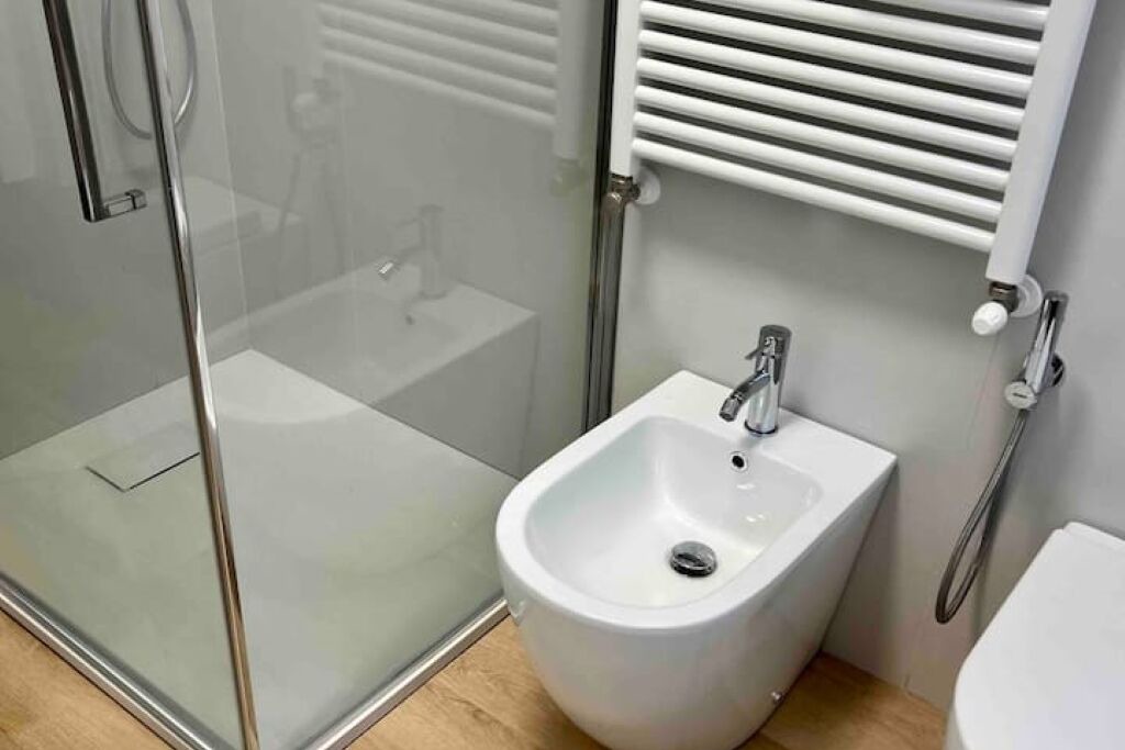 Photo of Bathroom in Bologna Fiere District