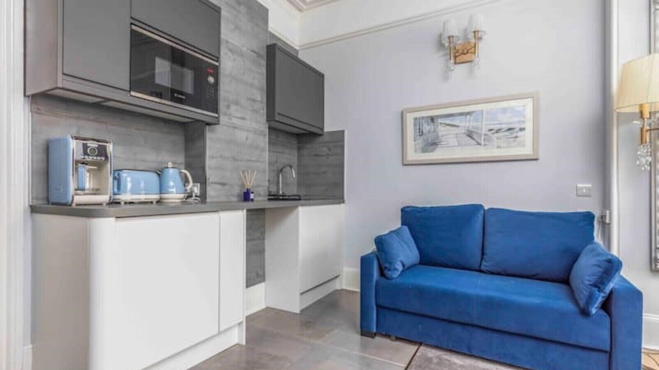 Photo of Livingroom in Portsmouth