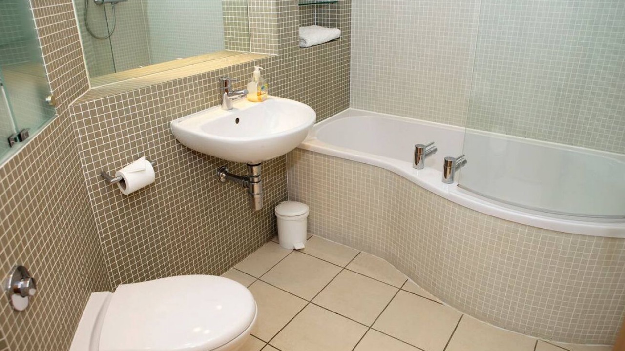 Photo of Bathroom in New Town