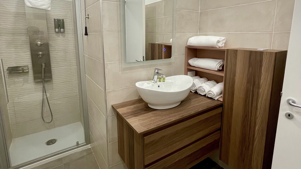 Photo of Bathroom in Aurelio