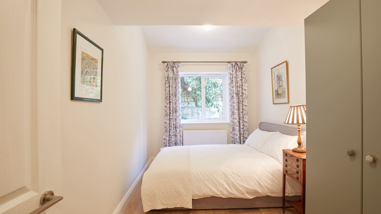 Photo of Bedroom in Primrose Hill
