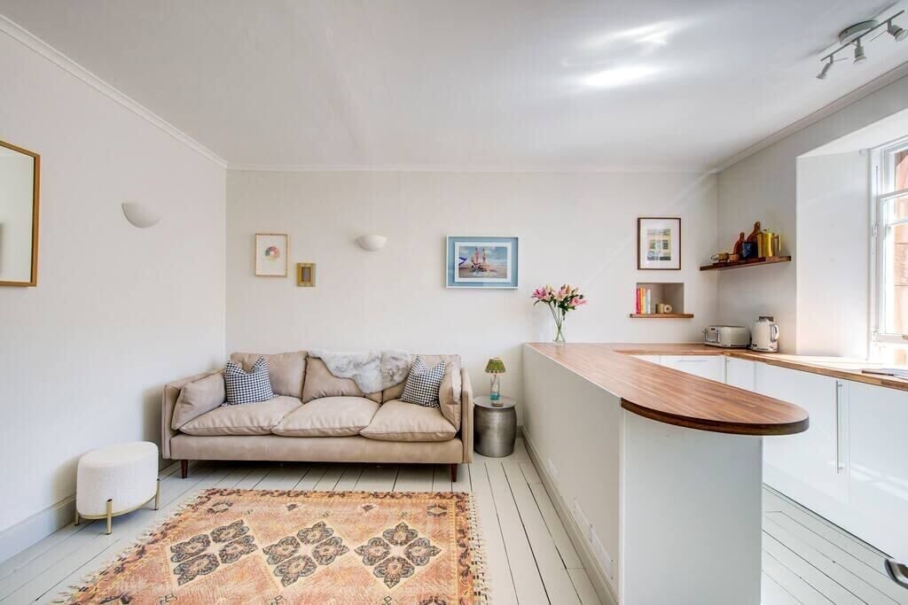 Photo of Livingroom in North Berwick