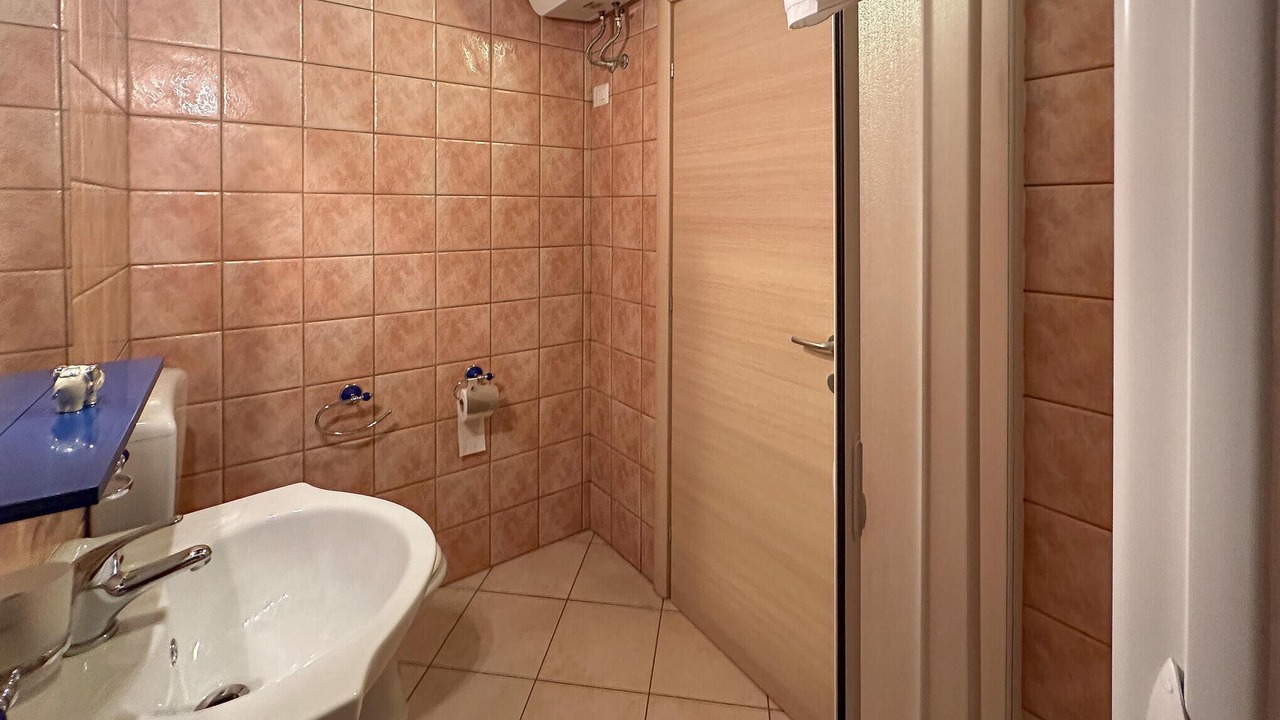 Photo of Bathroom in Lecce nei Marsi