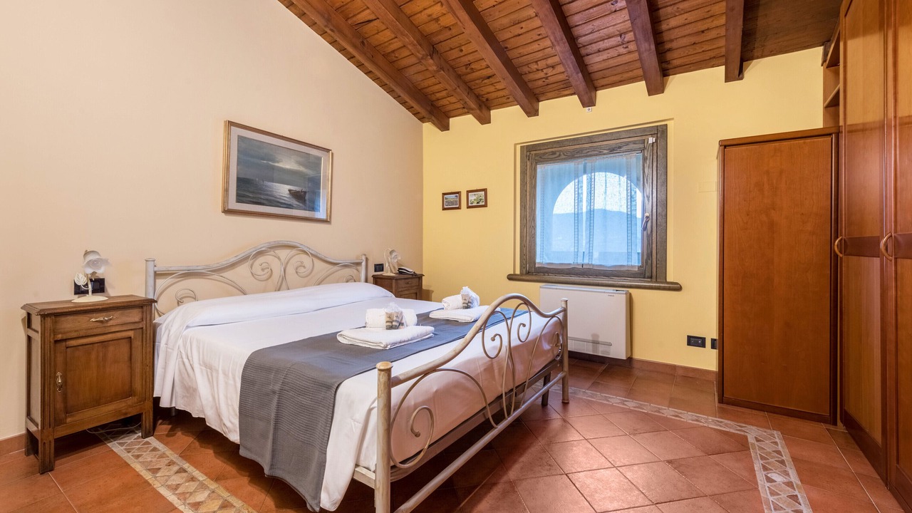 Photo of Bedroom in Santigaro